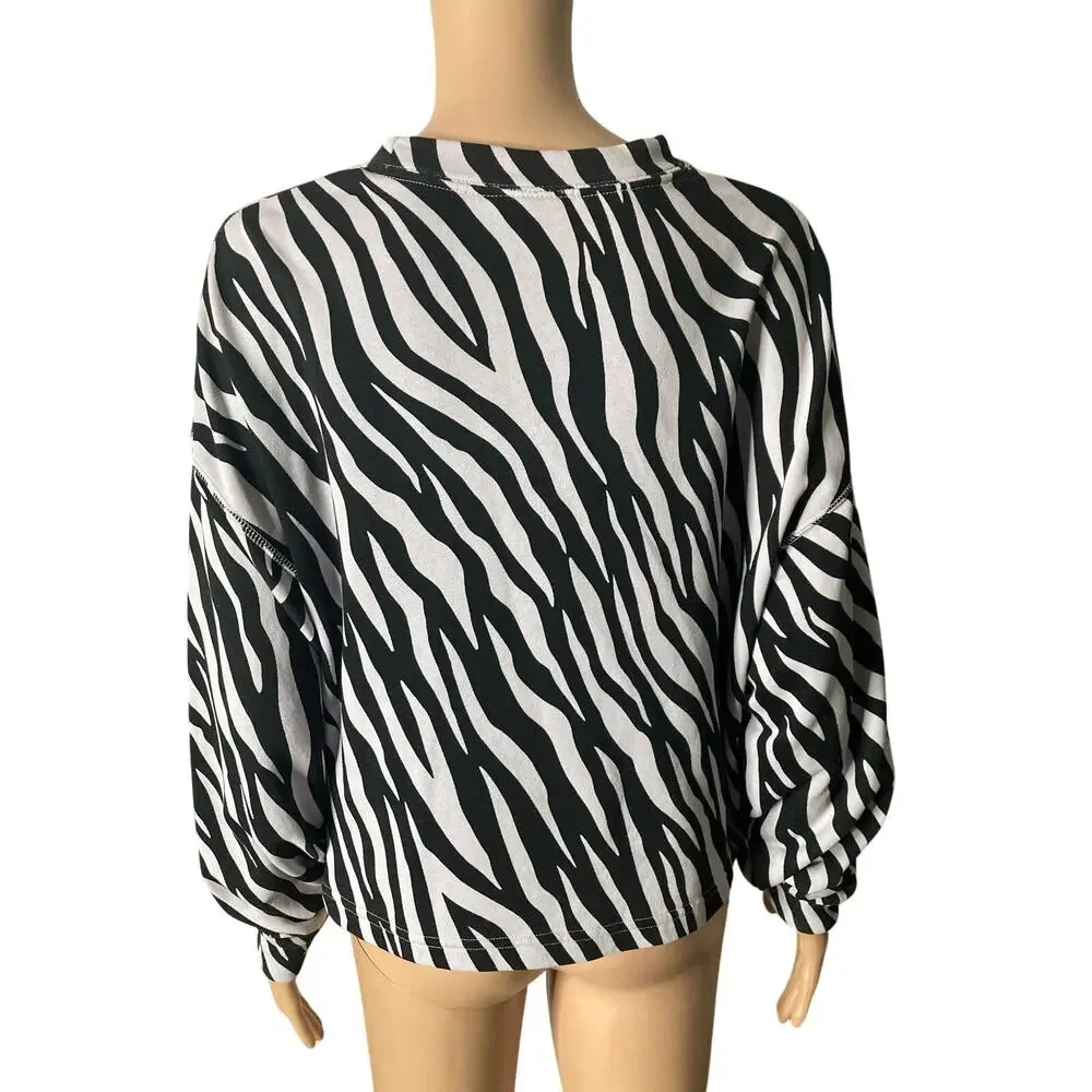 Nike Zebra Print Sweatshirt Womens Small Center Swoosh Black White Oversized